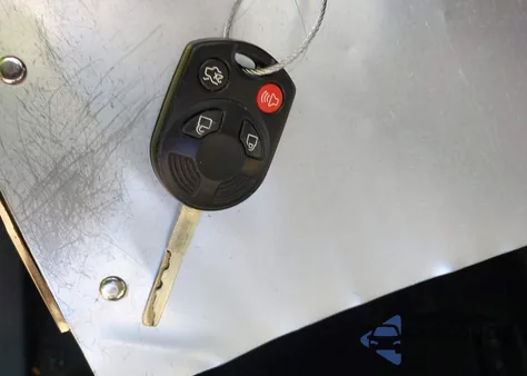 2014 Ford C-Max Hybrid Se z USA, uszkodzony, nr VIN 1FADP5AU8EL512807